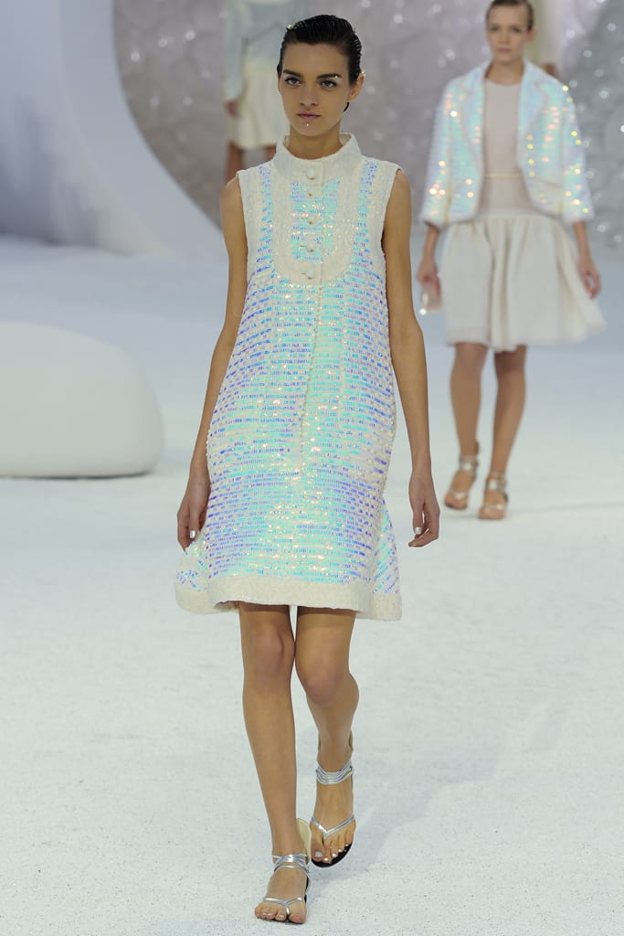 Chanel 2012з