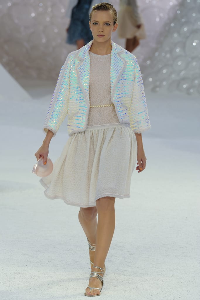 Chanel 2012з