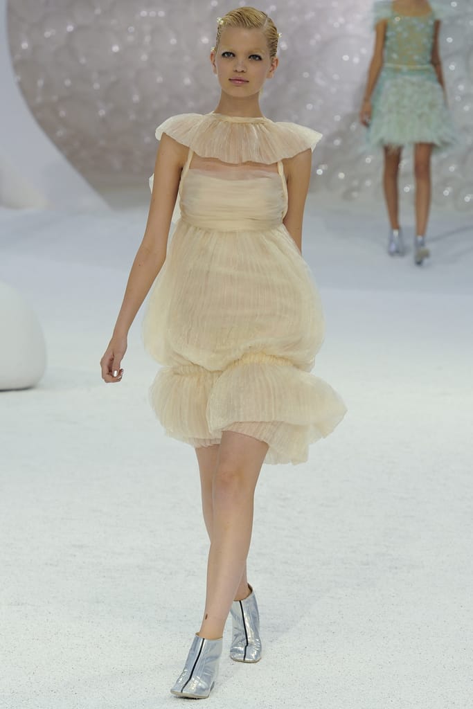 Chanel 2012з