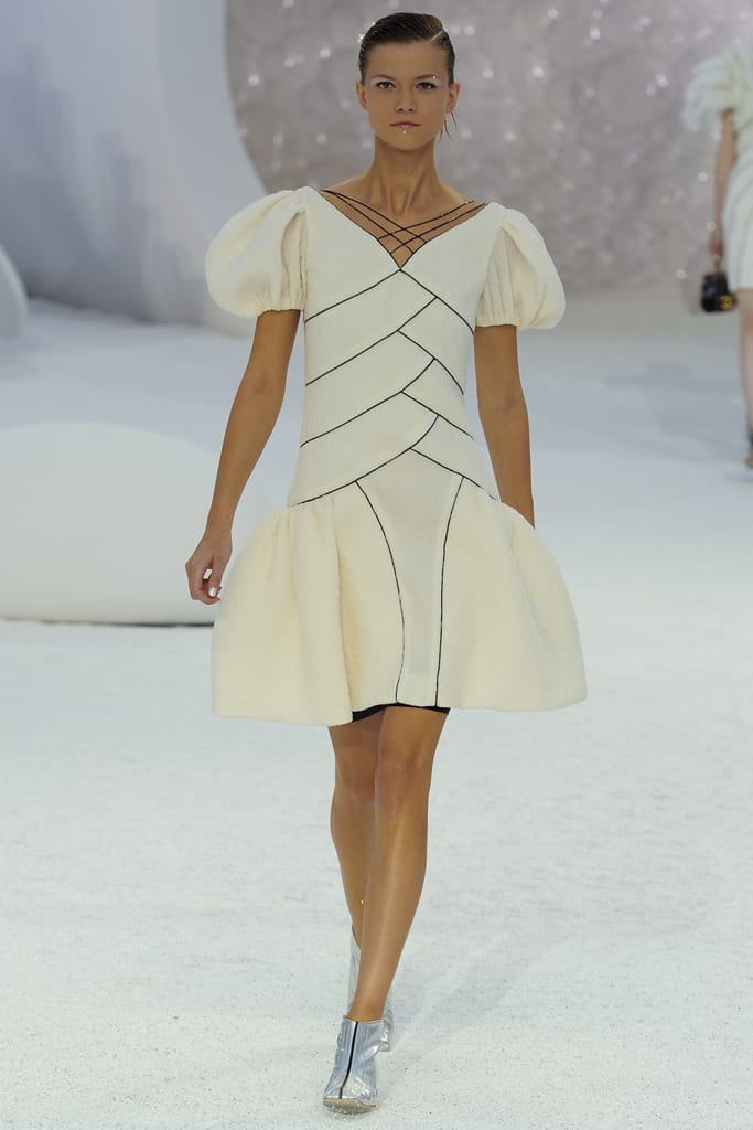 Chanel 2012з