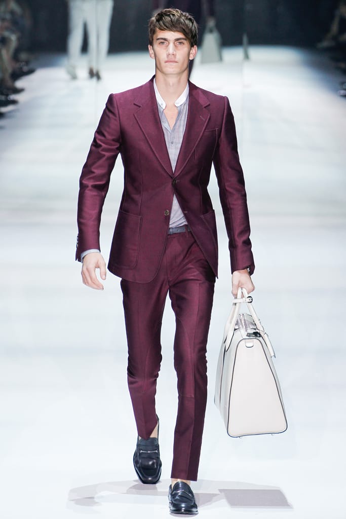 Gucci 2012װз