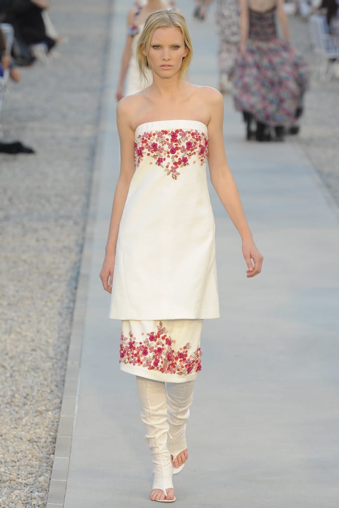 Chanel 2012ȼϵз