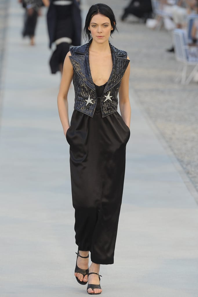 Chanel 2012ȼϵз