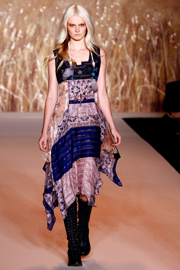 Anna Sui 2011з