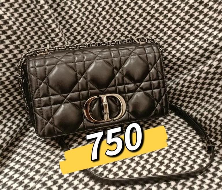 Dior caroͷyyds