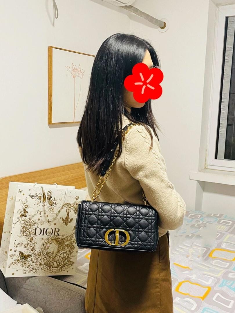 dior caroͼ