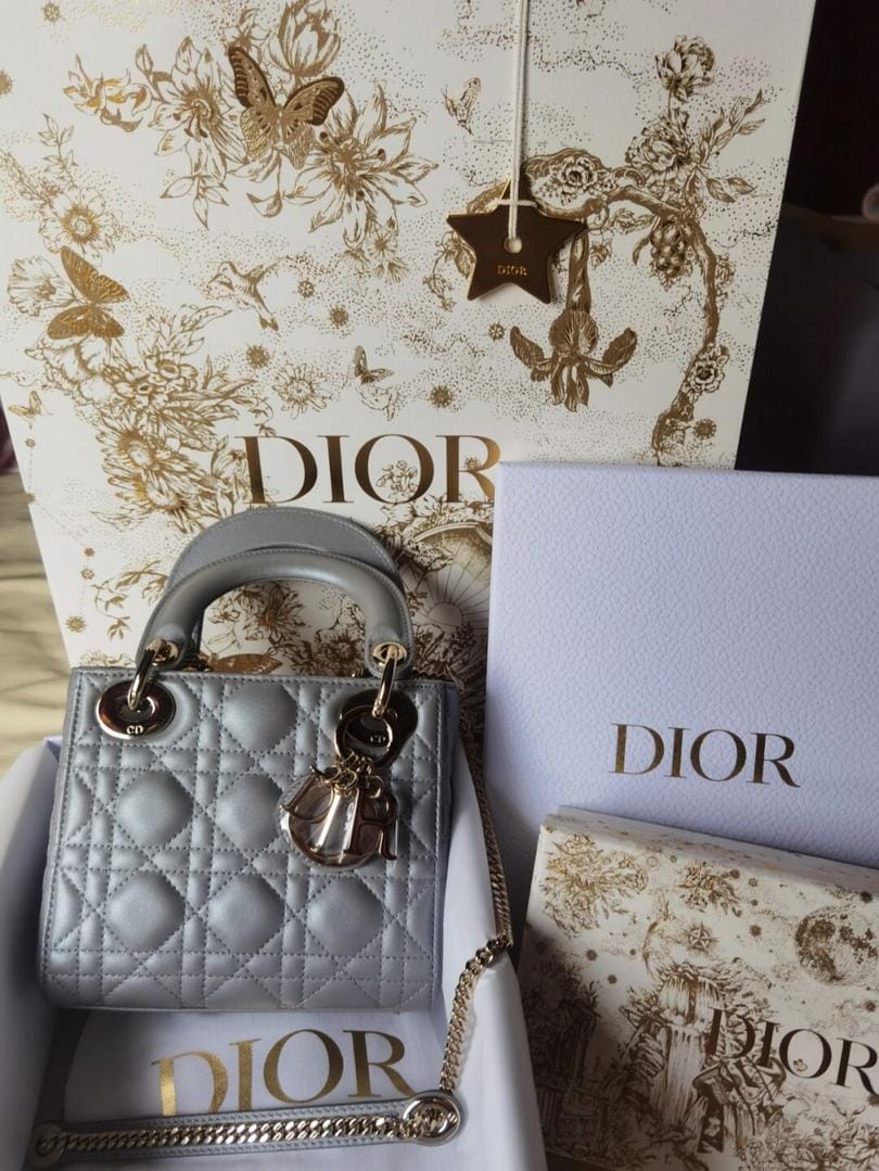 Ǽǰ;ʥװĩ೵dior