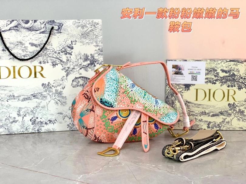 ϰDior Saddle