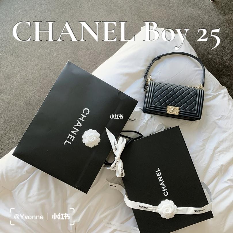 Chanel boy25 кòy