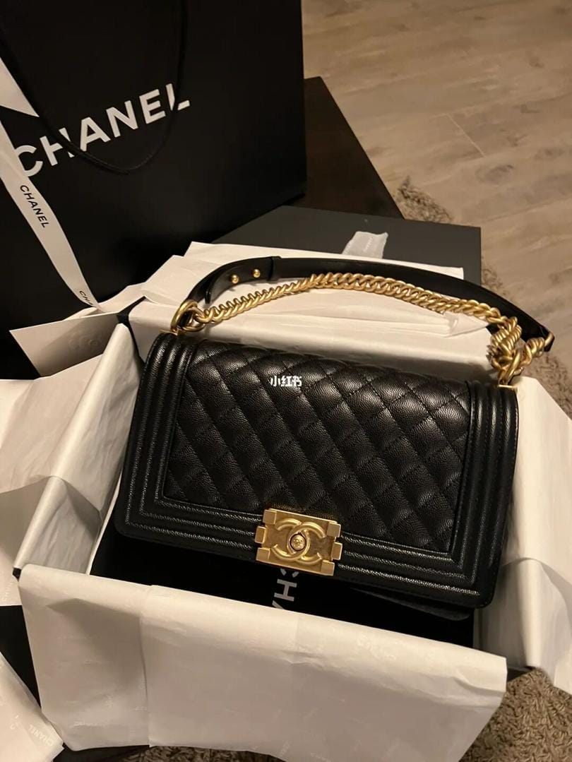 Chanel Leboyʲôʺ