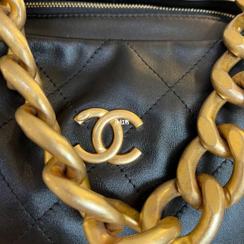 Chanel 22C HOBOƤ