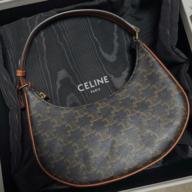 Celine aֲڵİ