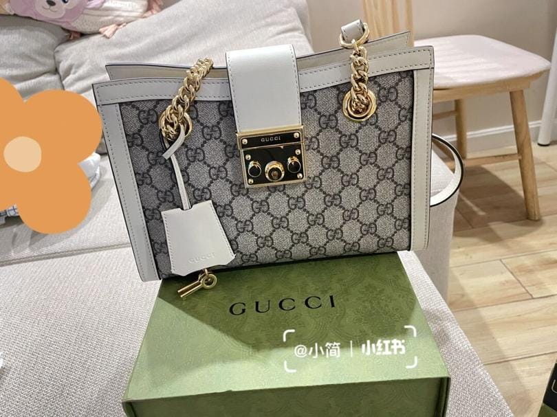 ˰guccipadlock