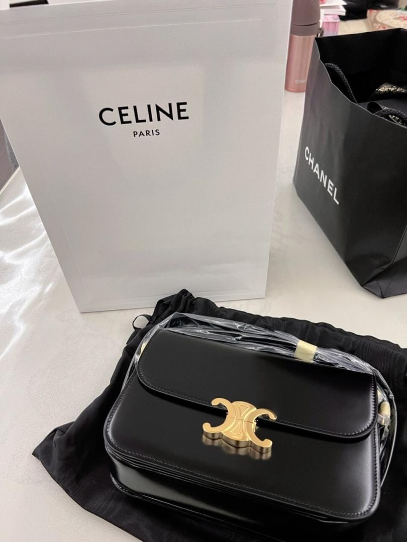 Celine ڽк