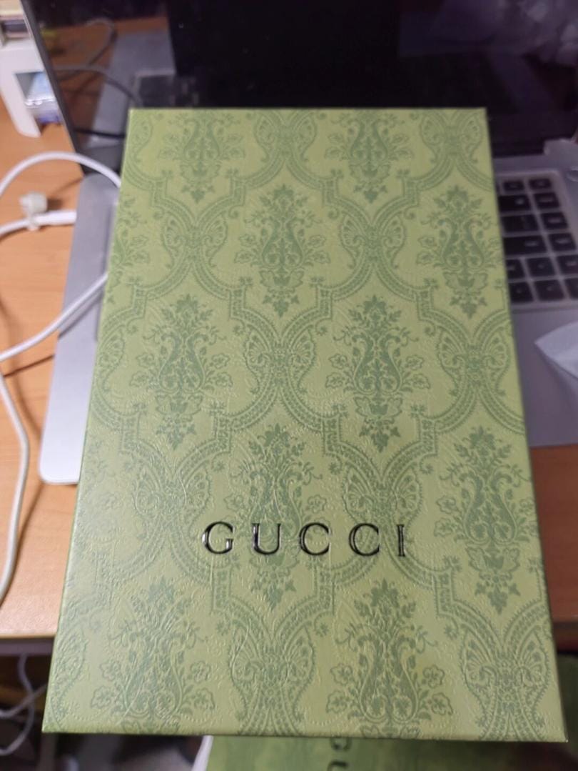 GucciСӣФսӰͬ