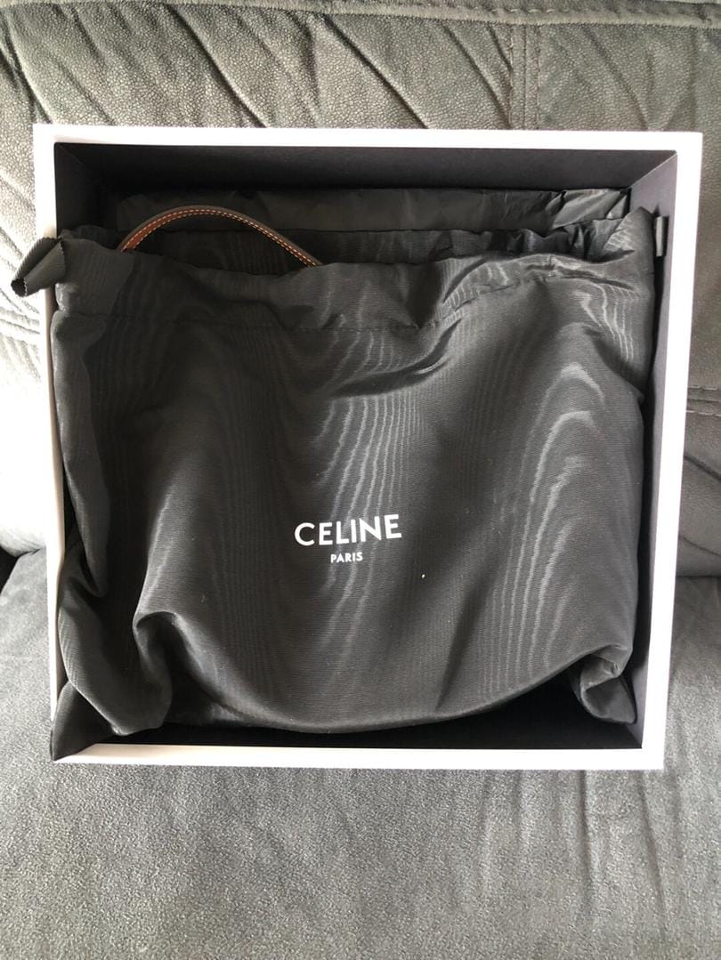 Celine a Ҹ°