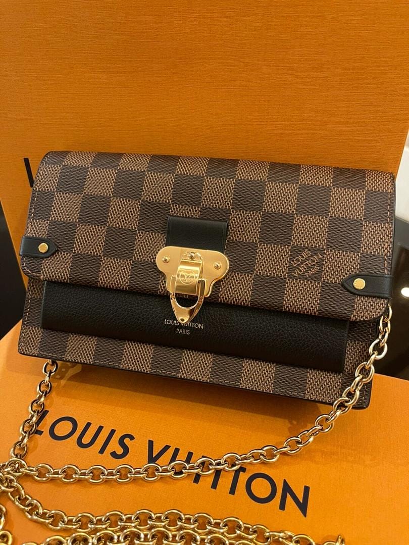 GucciɫLV vin