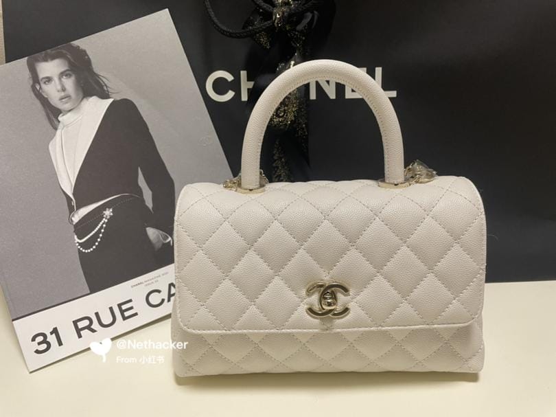 Chanel coco handle  22p