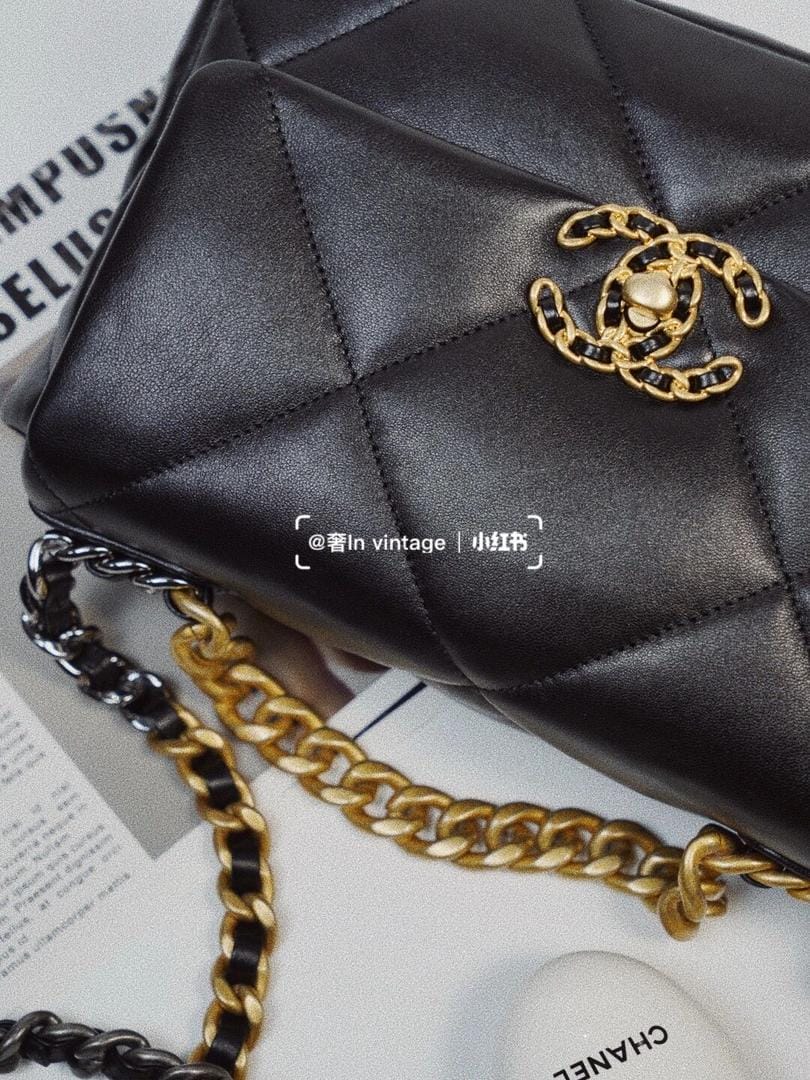 ûӵóֻChanel 19Bag̷Χ