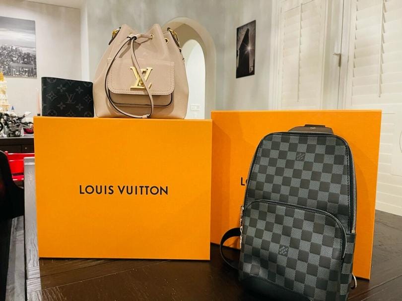 2022 ֻ ׸LV lockme bucket