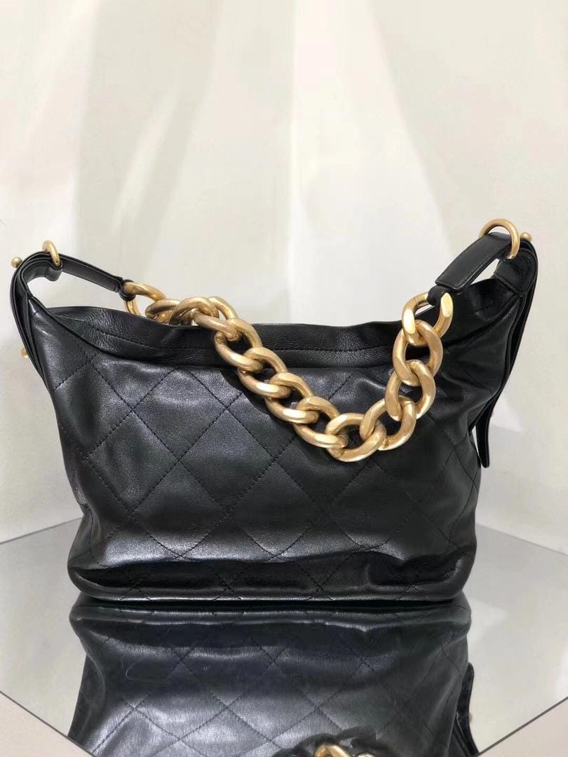 Chanel 2022C紺ϵHOBO BAG