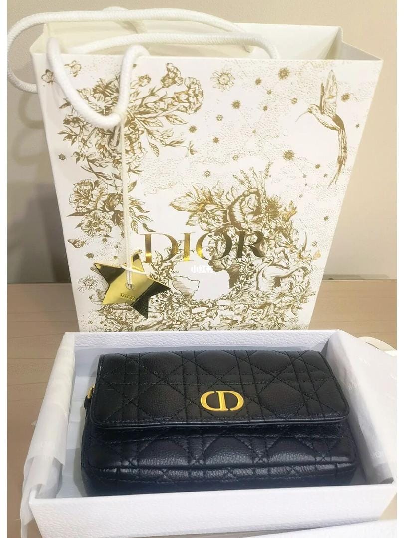 Dior caro ִ