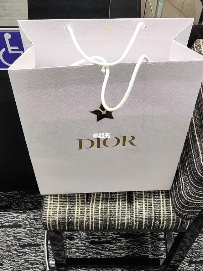 Dior