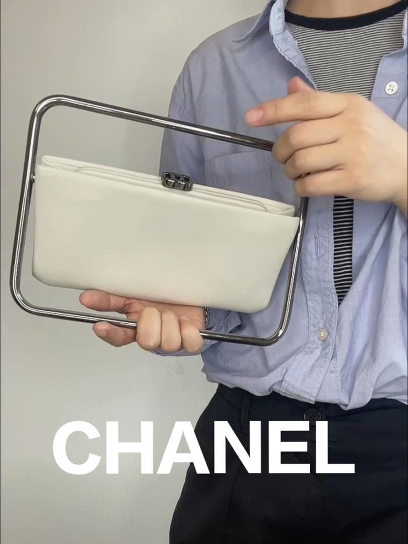 Chanelɫ