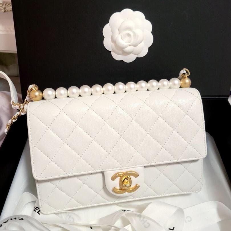  Chanel pearl flap bag