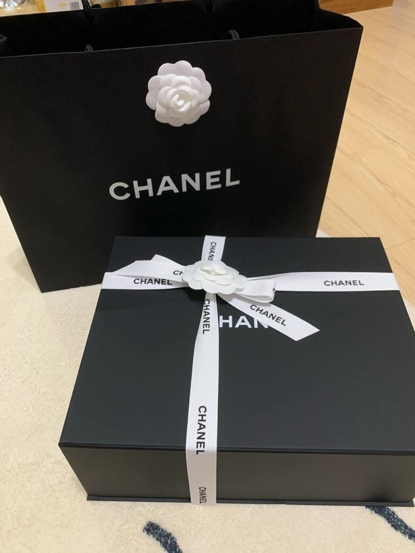 Chanel˰ɫСţֻζĿ