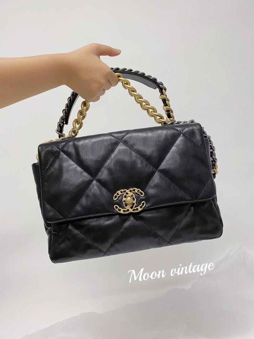 ζChanel 19bag