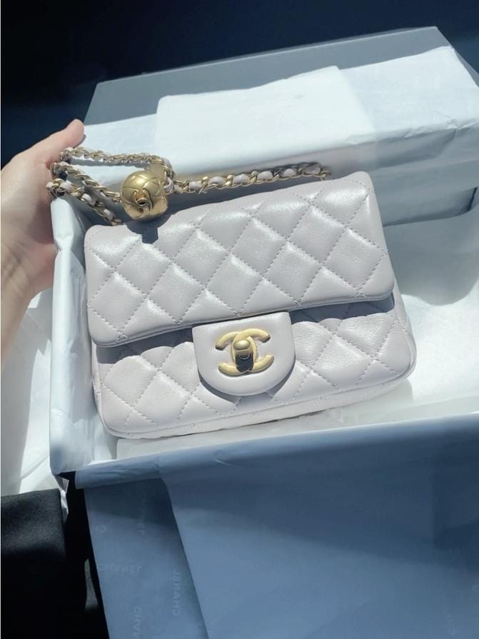 chanel mini  