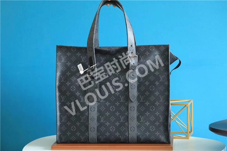 LV M45379 NEW CABAS ZIPPE 