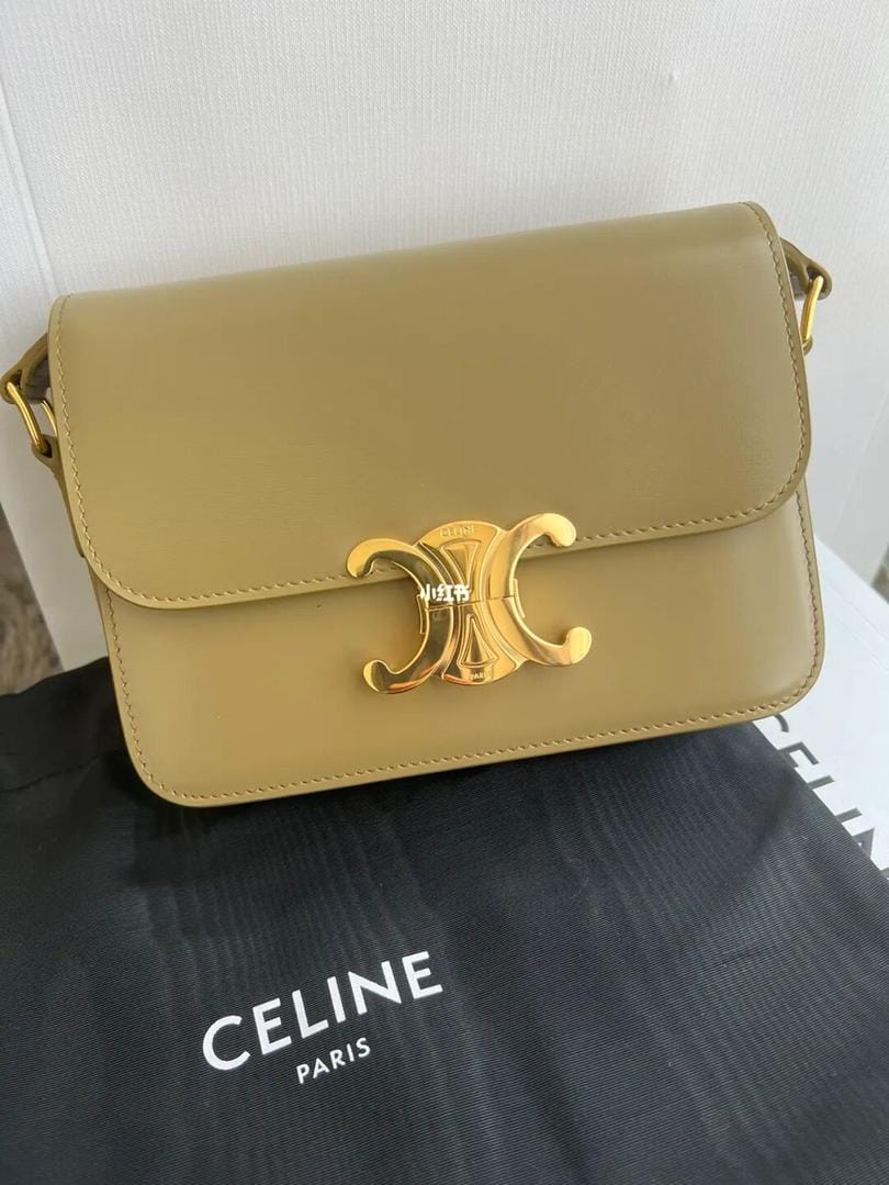 Celine Triomphe ﶬɫֱ̫ˣ