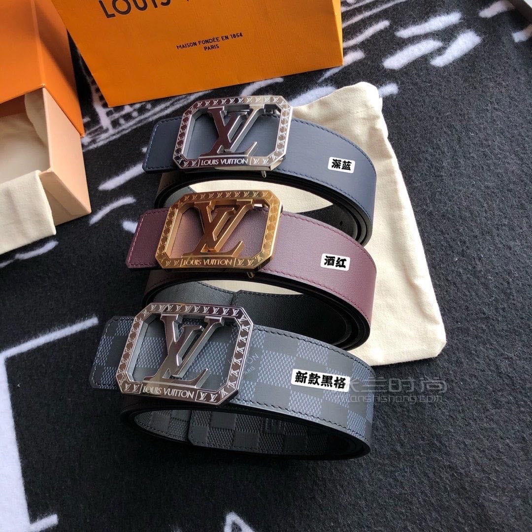 LV  lnitiales 40˫ʽMonogramչ·֮裬ţƤڹ͵͵ŵʡLVĸ˿ٴƺ.jpg