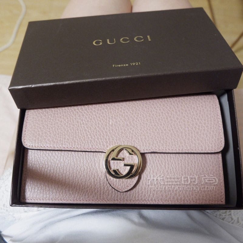 ײ˼GucciƶŮҲݳƷ GUCCI <a href=http://www.jiaduobao.ru/GUCCI/ target=_blank class=infotextkey>ų</a>_ (2)