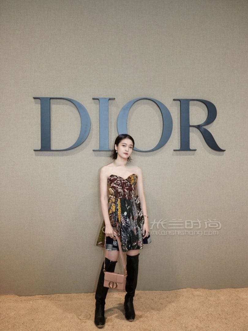 9_<a href=http://www.jiaduobao.ru/Ahuodiao/ target=_blank class=infotextkey>dior</a> Montaigne 30ţƤִ¿get__ʱ (2)