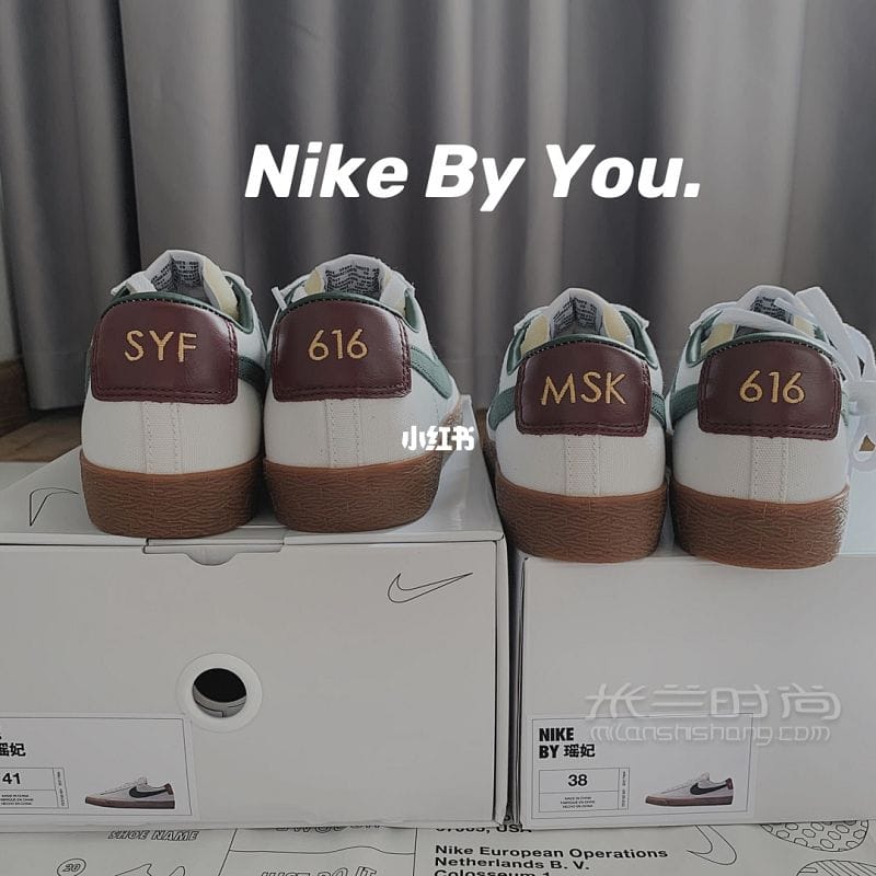 NIKE BY YOU ųô