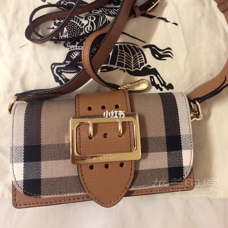 Burberry The Buckle ͱ_4