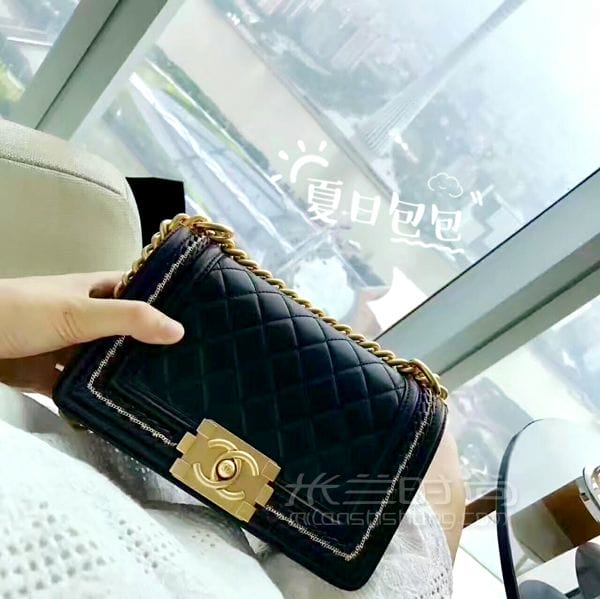 ζ<a href=http://www.jiaduobao.ru/xiangnaier/ target=_blank class=infotextkey>chanel</a> ζ¿leboy_1