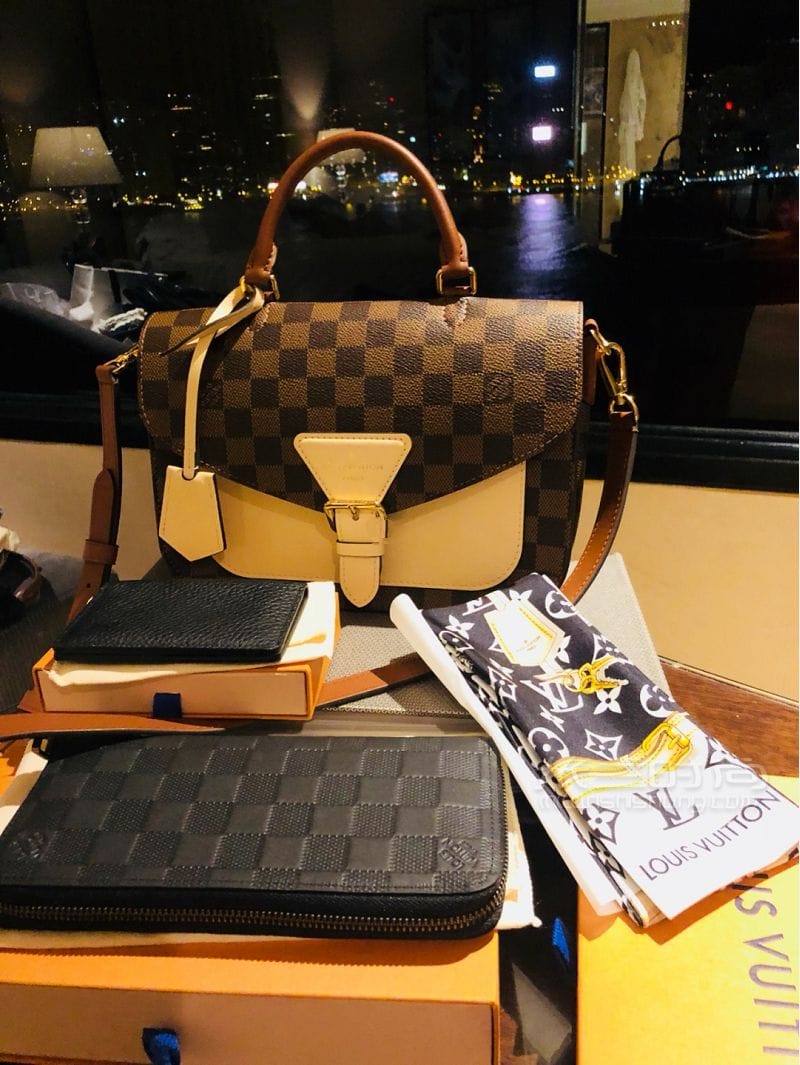 LV Beaumarchais  crossbodyʲ_6