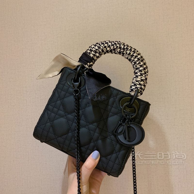 LADY <a href=http://www.jiaduobao.ru/Ahuodiao/ target=_blank class=infotextkey>dior</a>ϰĥɰ ÿ_1