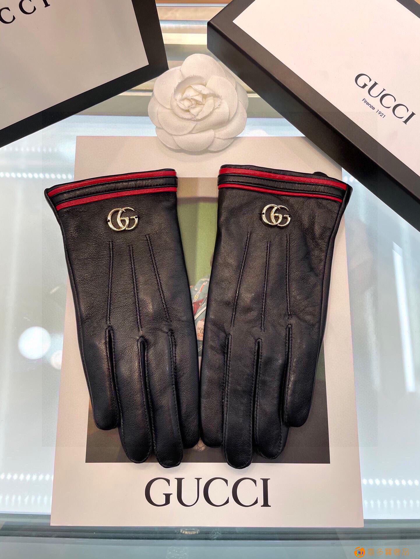 Gucci ﶬŮ